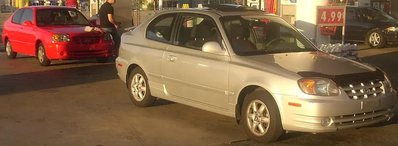 Hyundai Verna (by Dodge) 2006