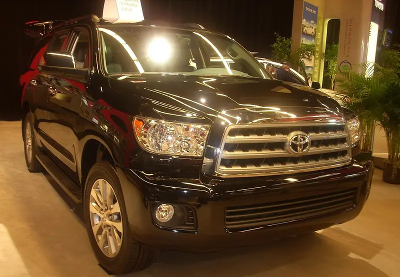 Toyota Sequoia 2010