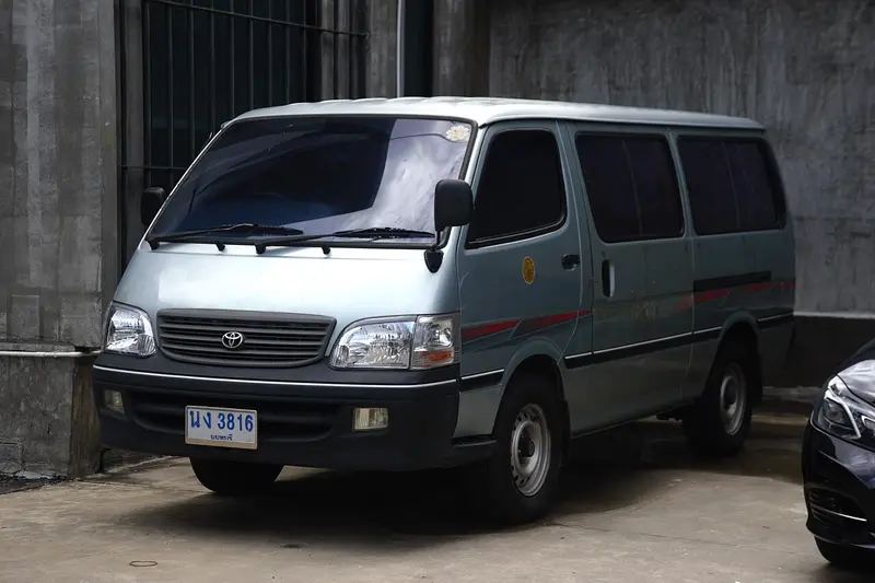 Toyota Hiace 2003