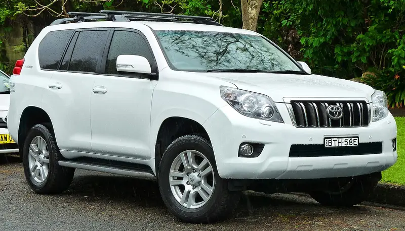 Toyota Land Cruiser 2011