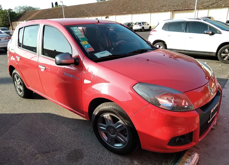 Renault Sandero 2013