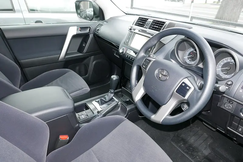 Toyota Land Cruiser 2015