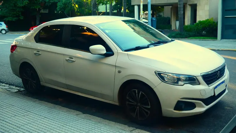 Peugeot 301 2017