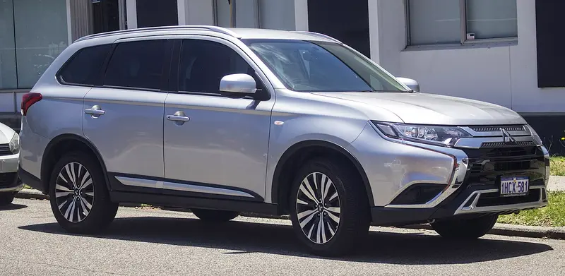 Mitsubishi Outlander 2020