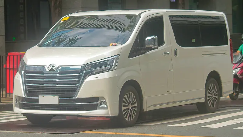 Toyota Hiace 2021