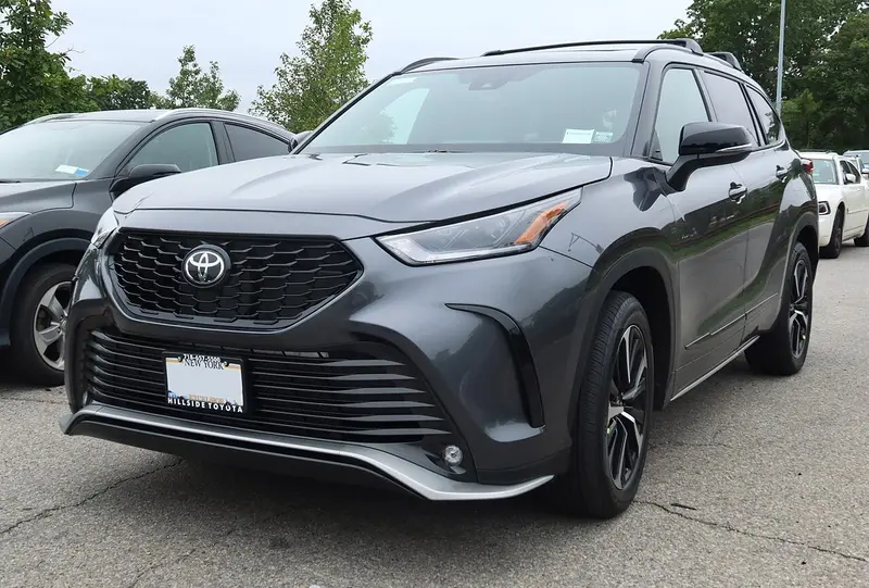 Toyota Highlander 2021