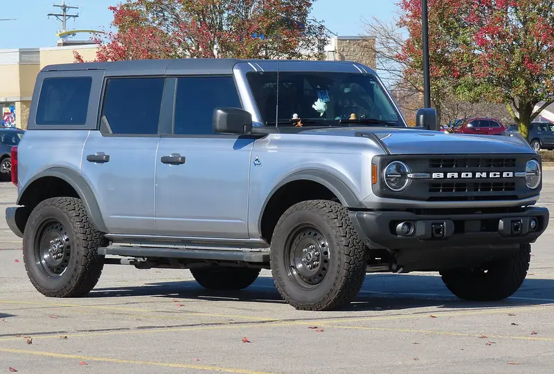 Ford Bronco 2023