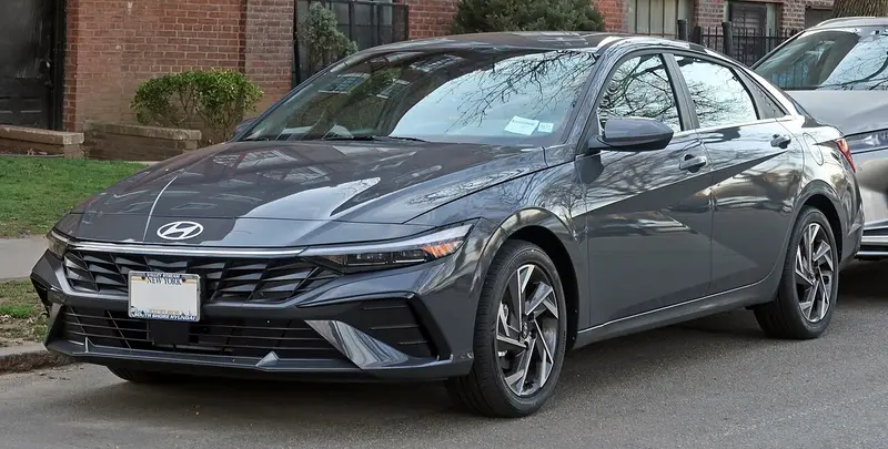 Hyundai Elantra 2024