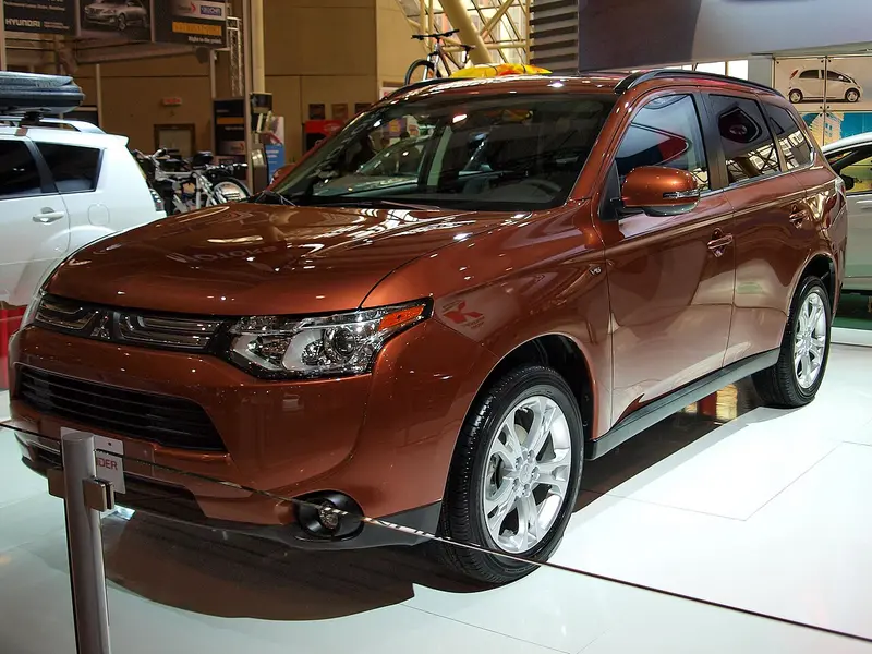 Mitsubishi Outlander 2014