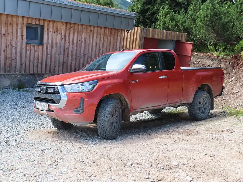 Toyota Hilux 2023