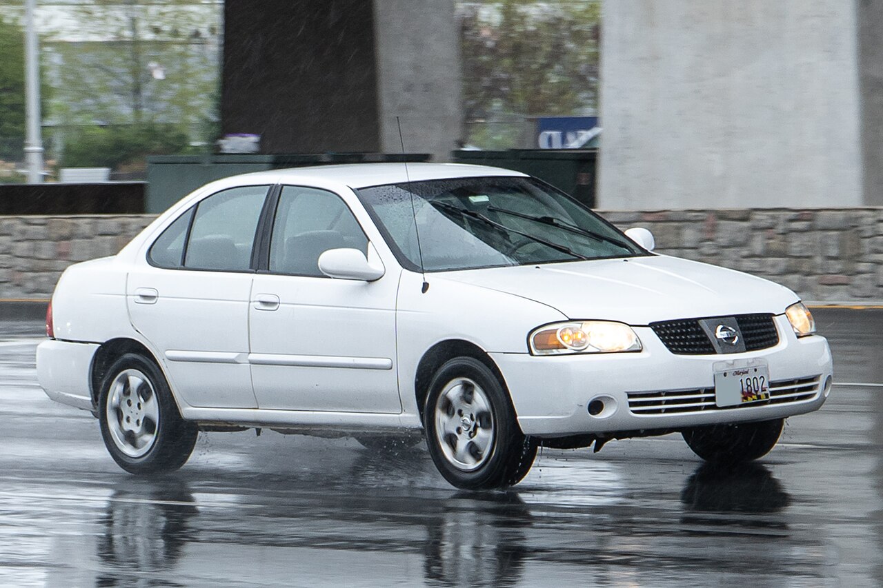 Nissan Sentra (B15)